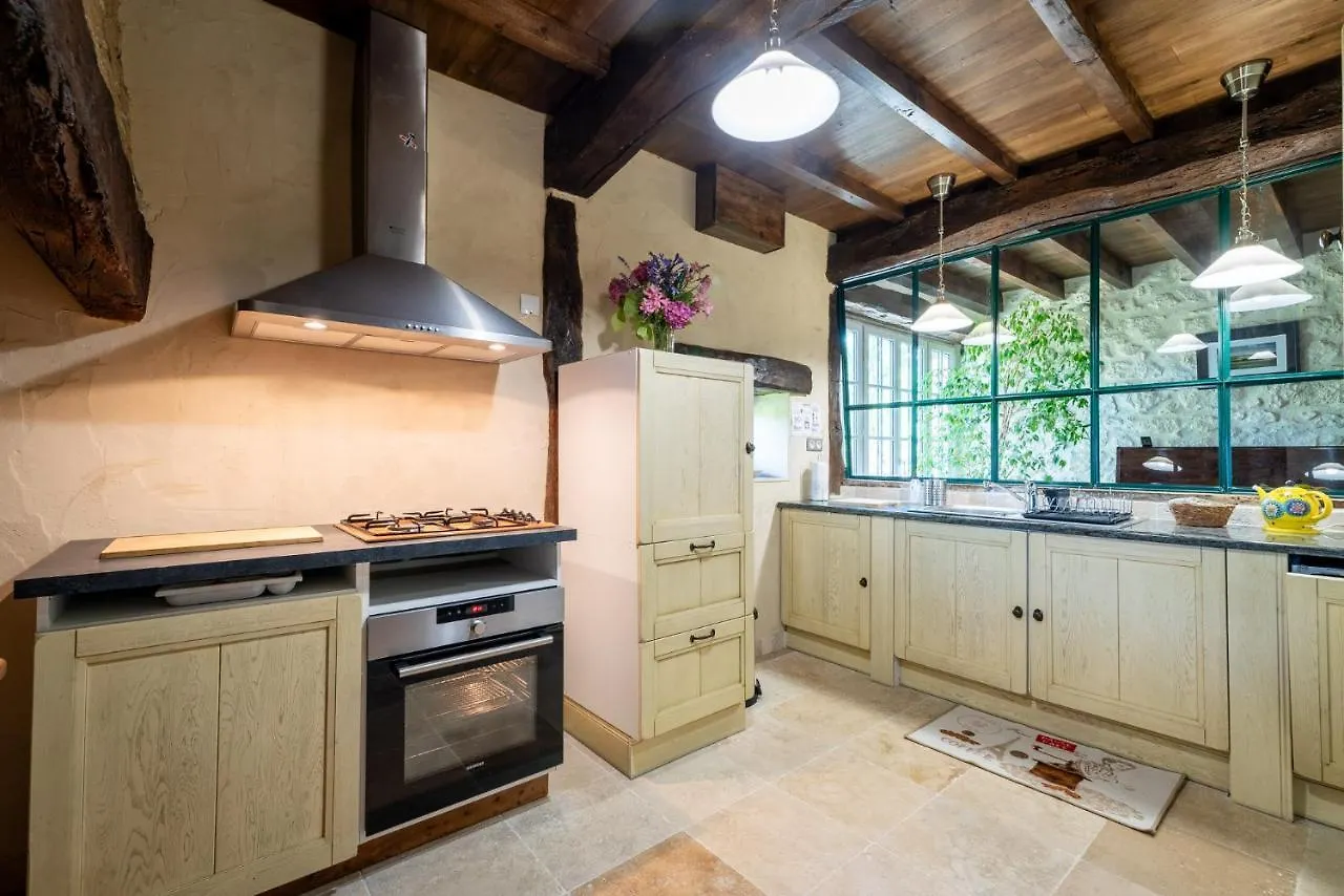 La Maison De Yuka Plieux 0*,  Frankreich